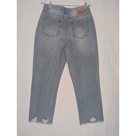 VANILLA STAR Juniors size 11 90s Boyfriend jeans super high rise Distressed NWT - Picture 5 of 7